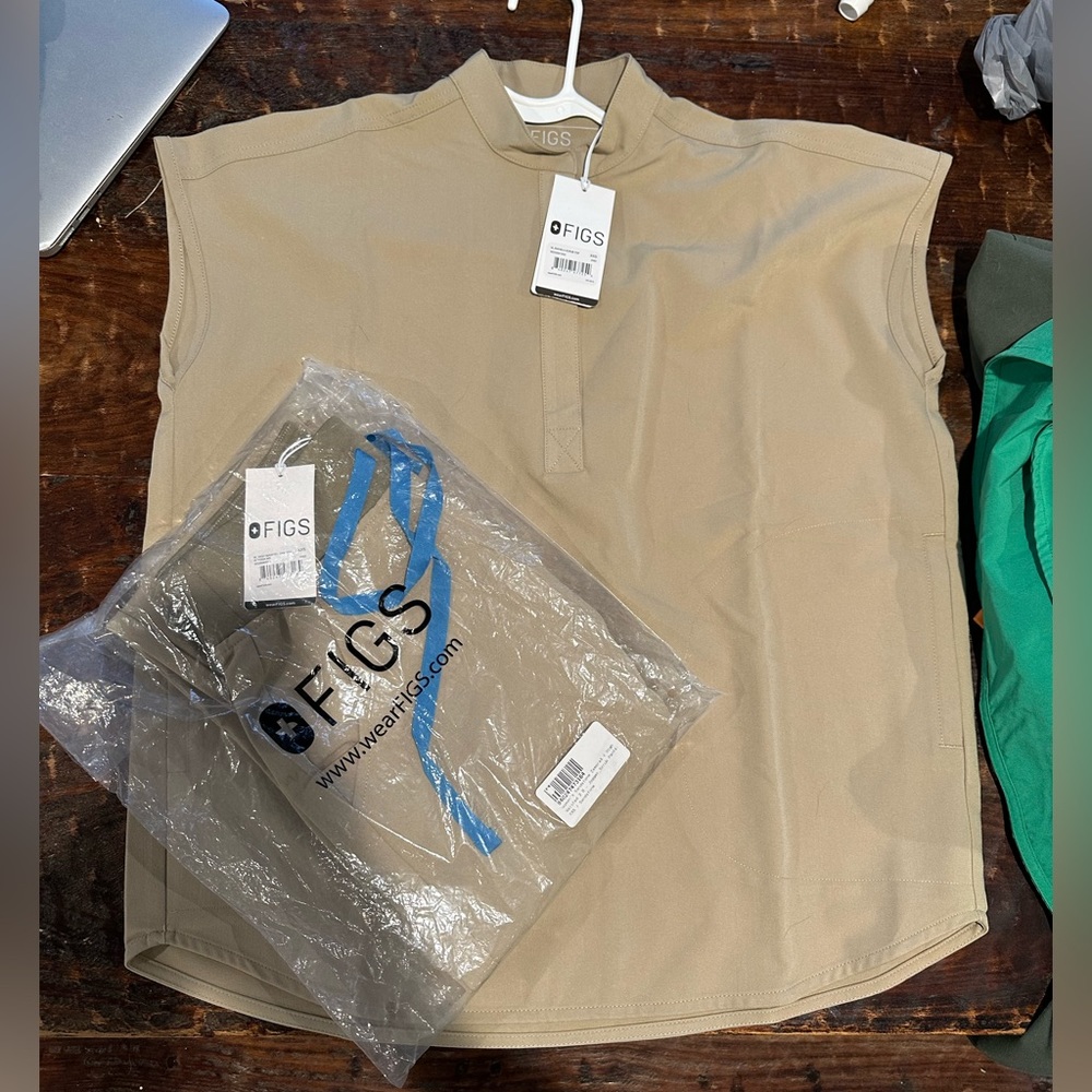 Figs Sandstone Set - XXS Top, XXS Bottom